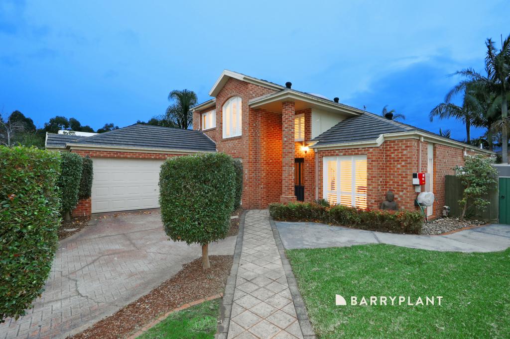 8 Albatross Dr, Rowville, VIC 3178