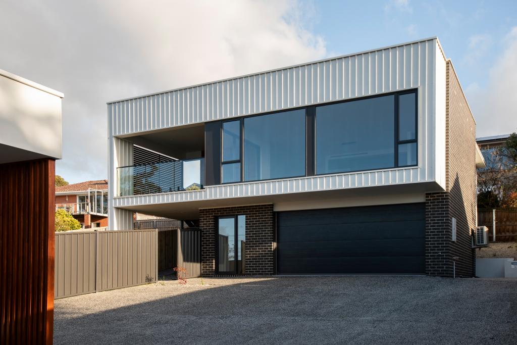 2/100 Granville St, West Launceston, TAS 7250