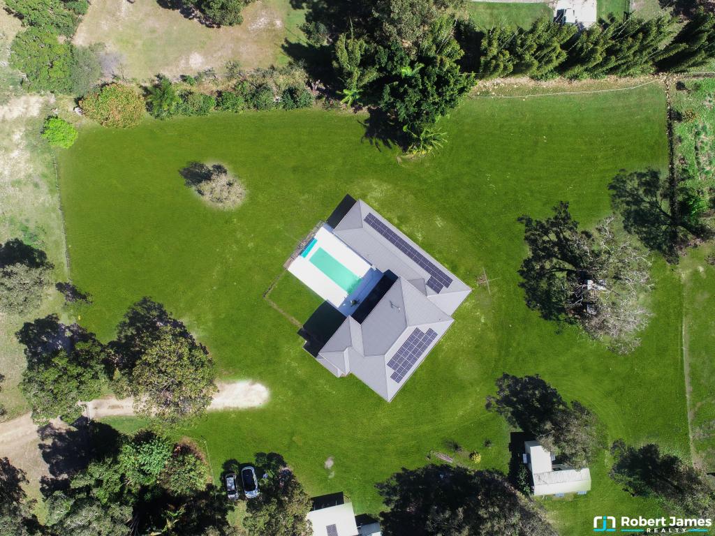 380 MCKINNON DR, COOROIBAH, QLD 4565