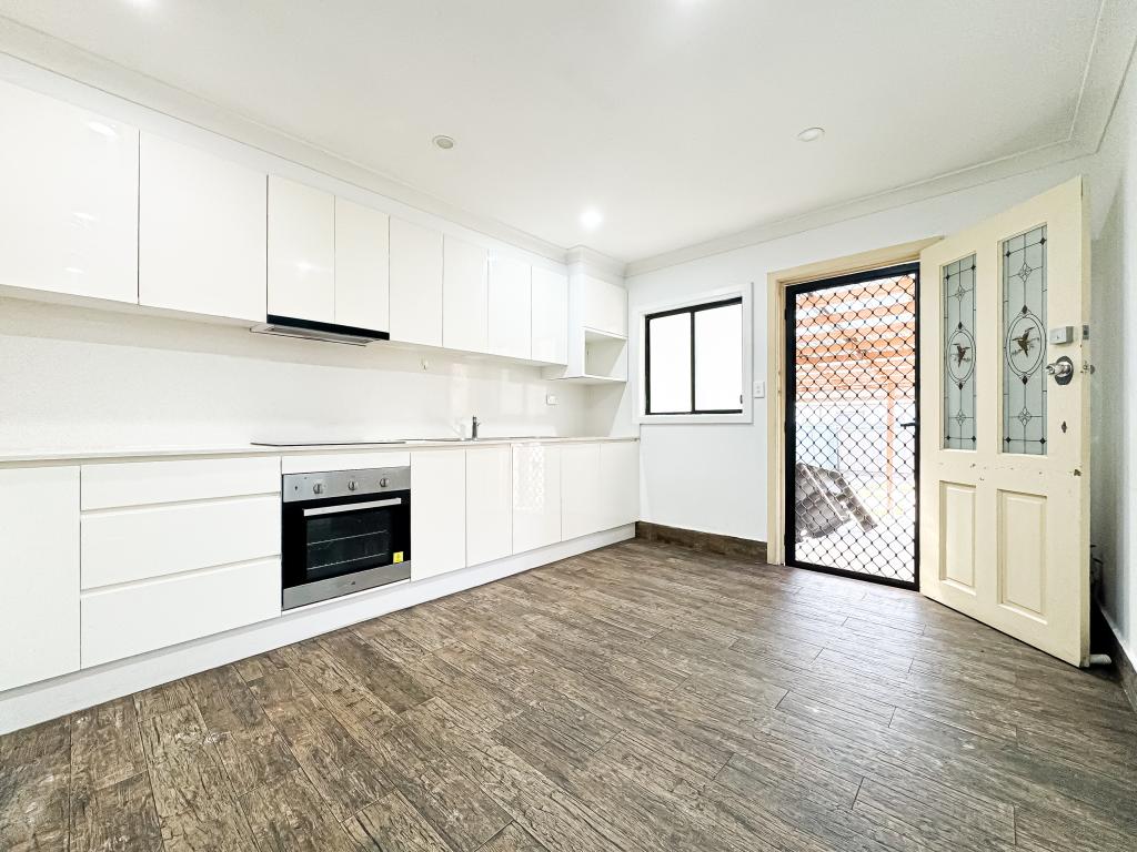 11 Lincoln St, Campsie, NSW 2194