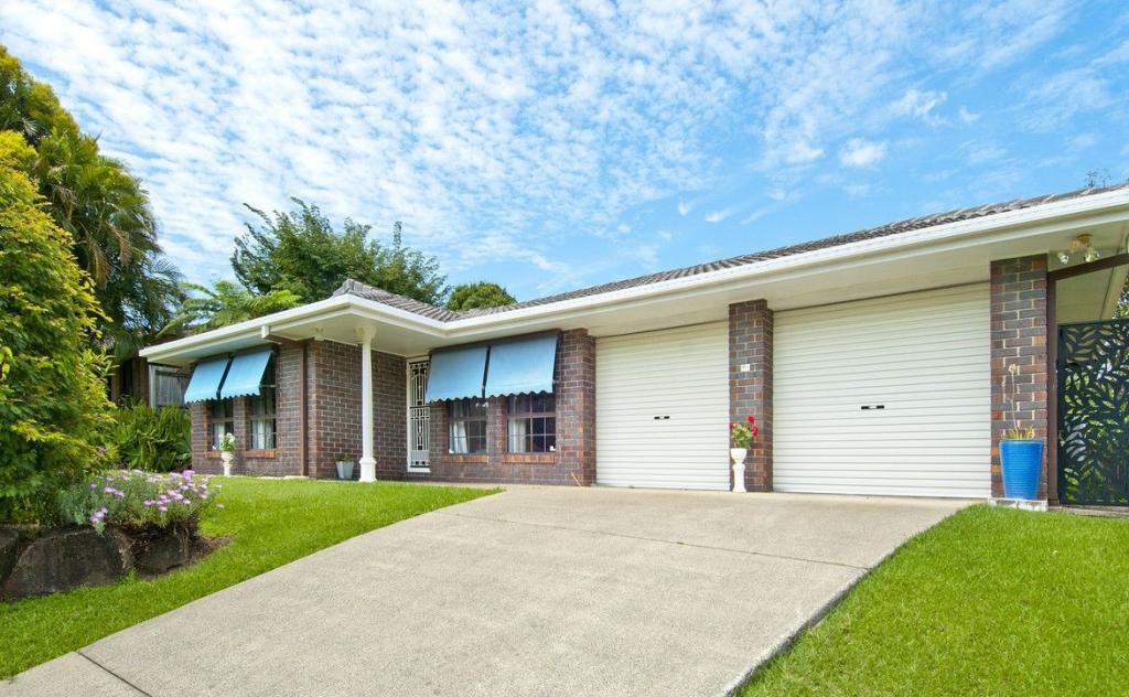 195 MILDURA DR, HELENSVALE, QLD 4212