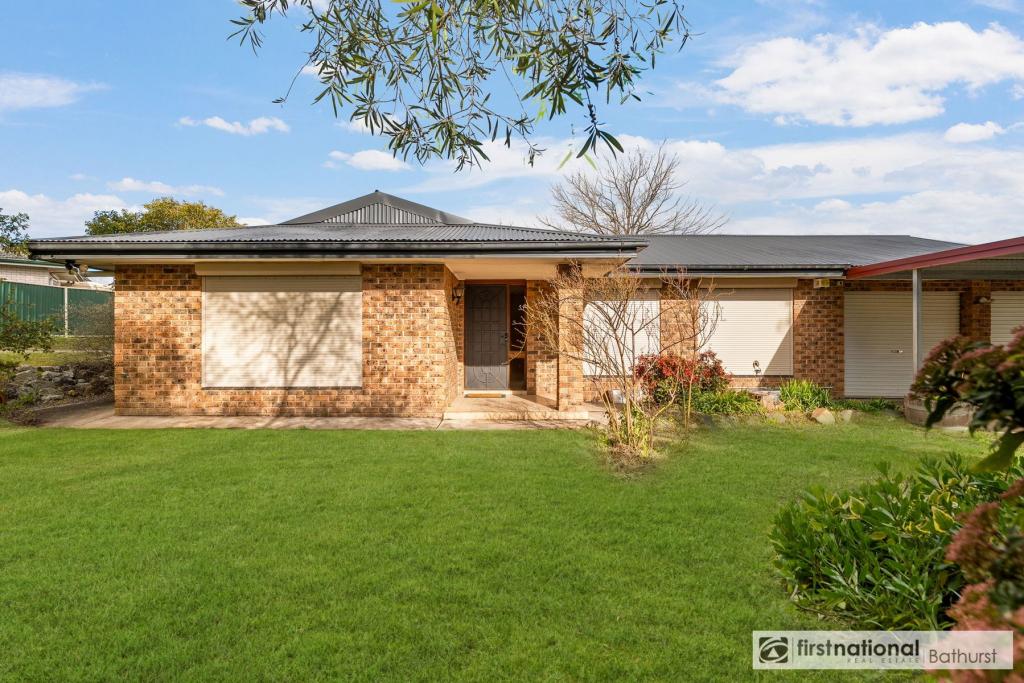 40 Miriyan Dr, Kelso, NSW 2795