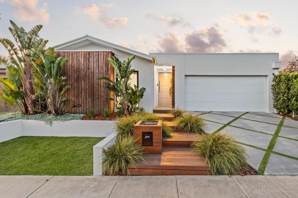 4 Storrer Ave, Torquay, VIC 3228
