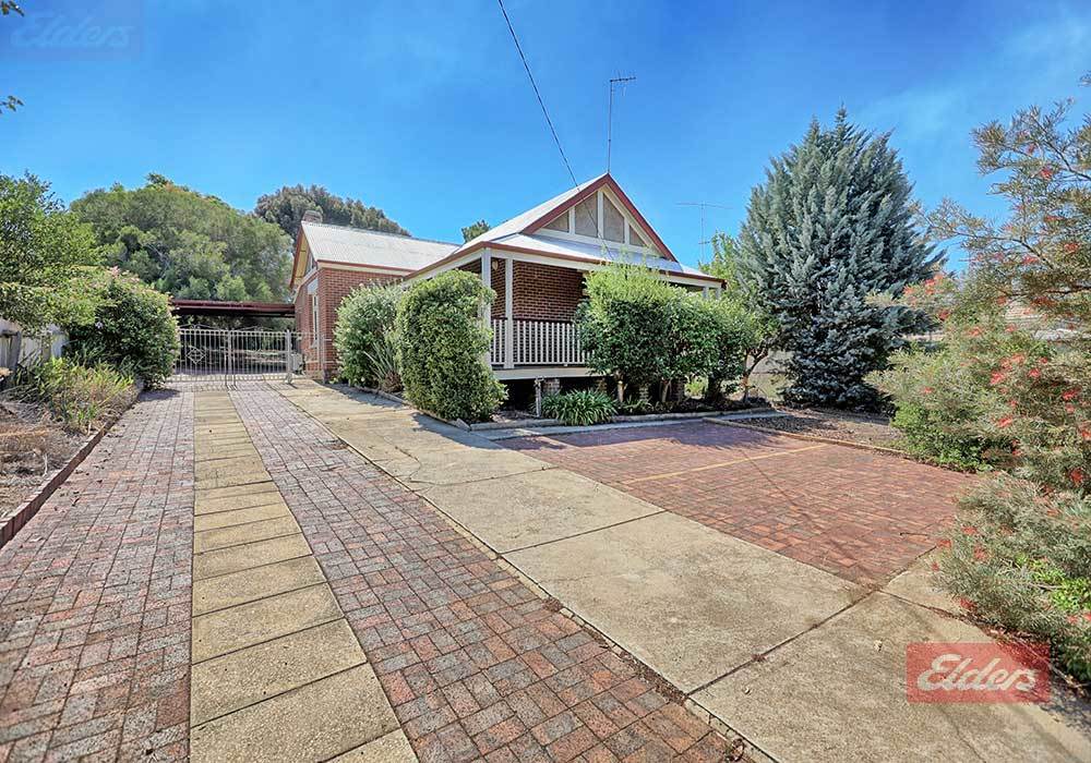 6 Falcon St, Narrogin, WA 6312