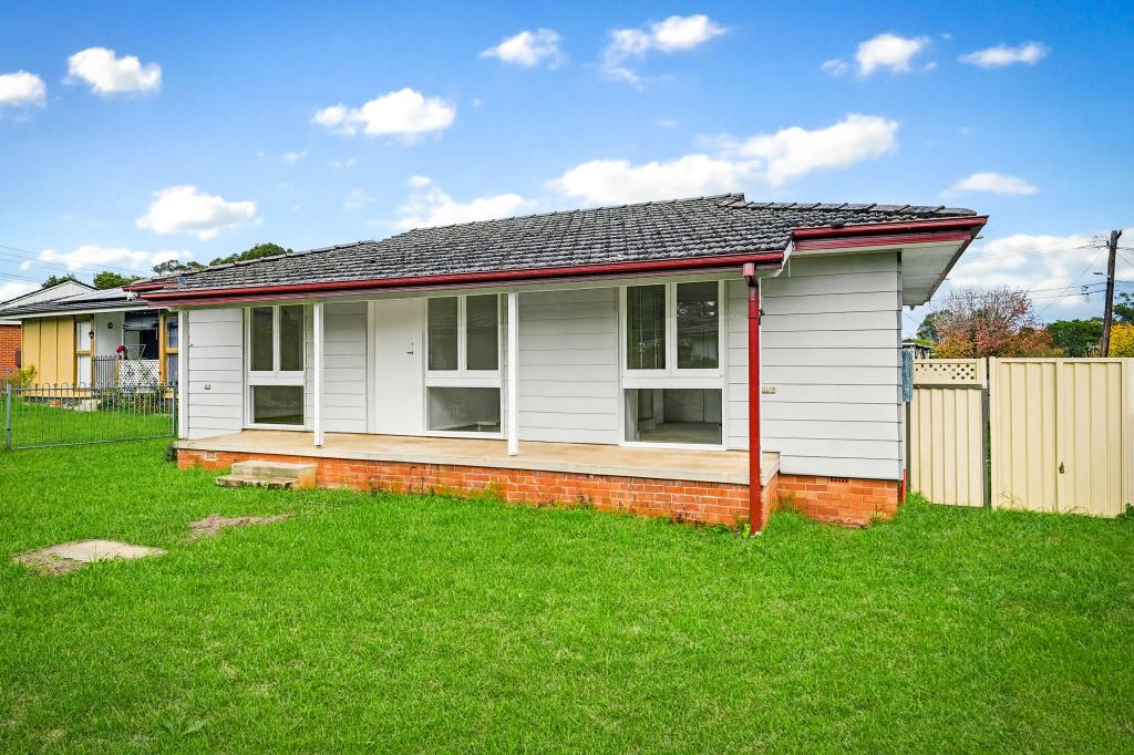 6 Cusack Pl, Blackett, NSW 2770