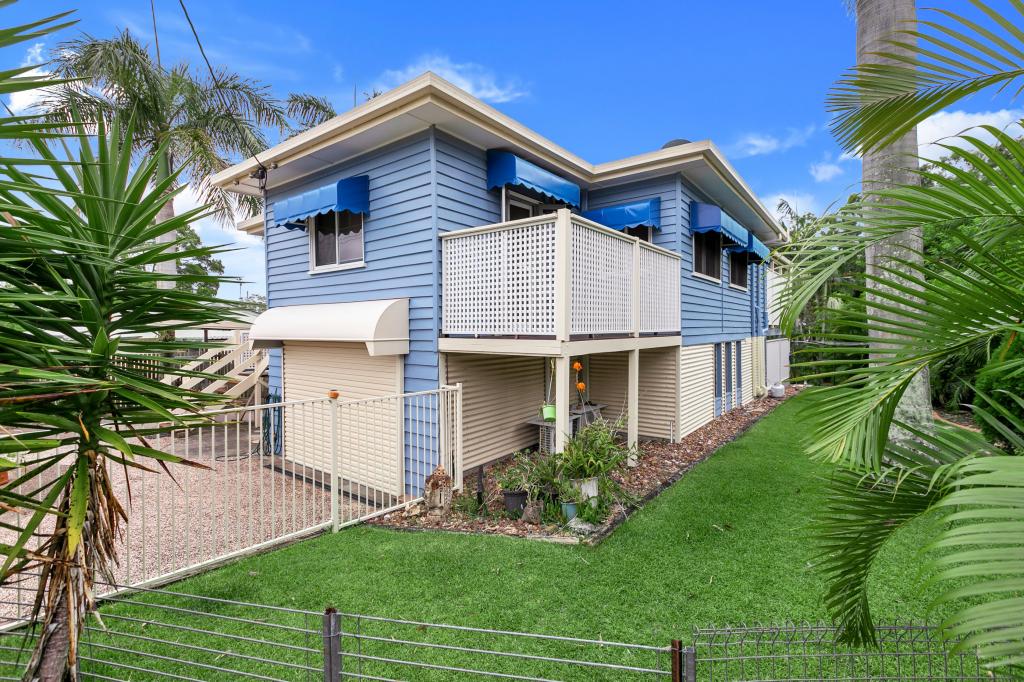 322 Torquay Tce, Torquay, QLD 4655