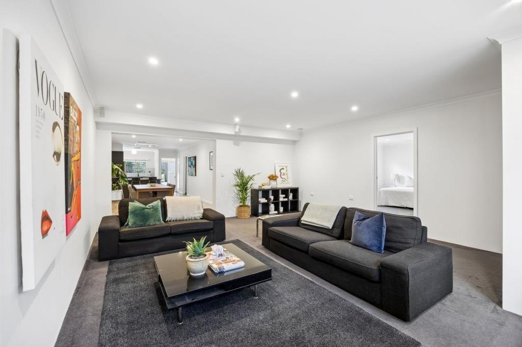 10 Langdale St, Wembley Downs, WA 6019