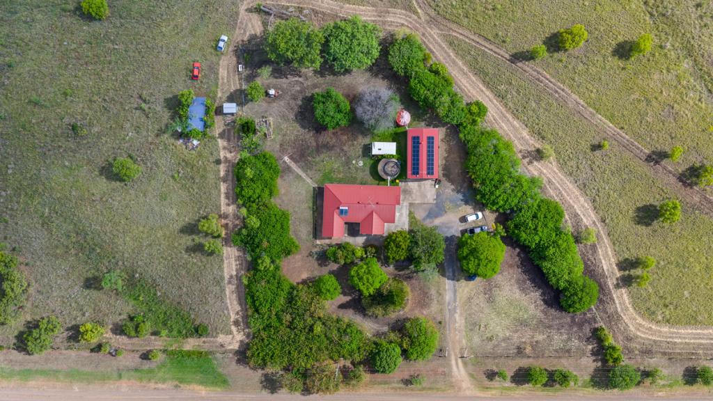 42 Cooks Rd, Glencoe, QLD 4352