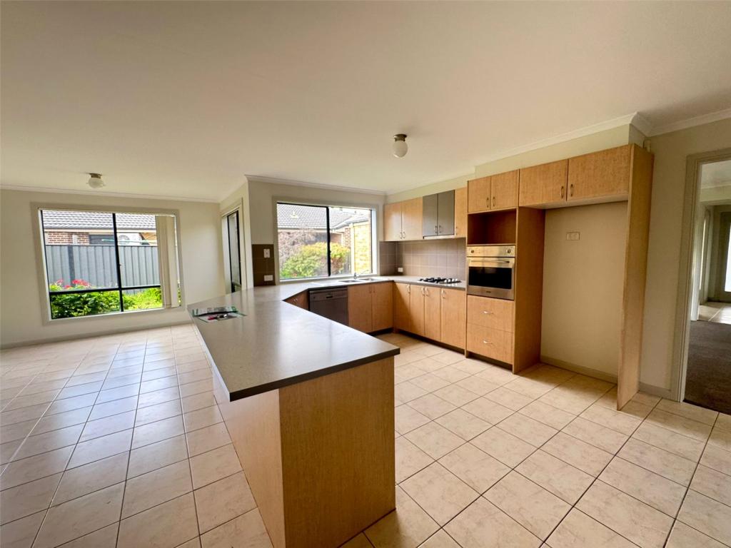 3 Portchester Grn, Derrimut, VIC 3026