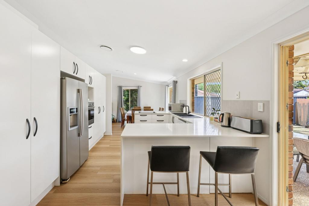 1 Maidstone Pl, Robina, QLD 4226