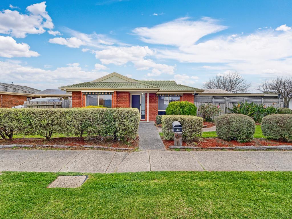 43 Fairhaven Bvd, Cranbourne West, VIC 3977