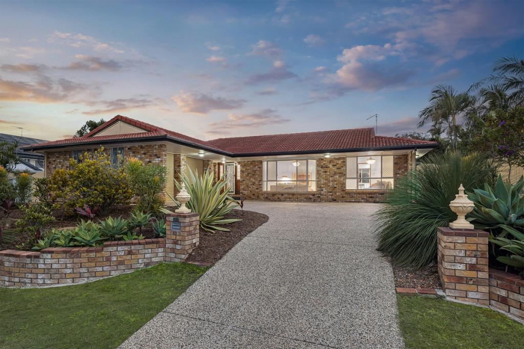 43 Casuarina Cres, Calamvale, QLD 4116