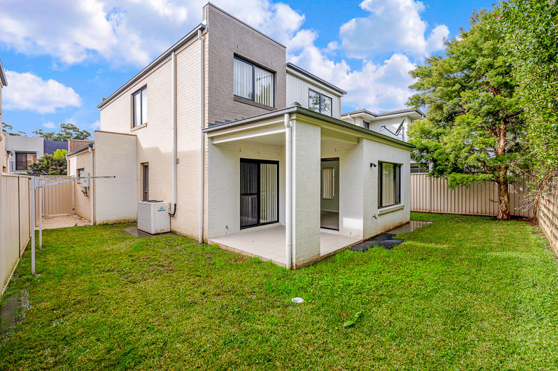 17 TREELAND CCT, KELLYVILLE, NSW 2155