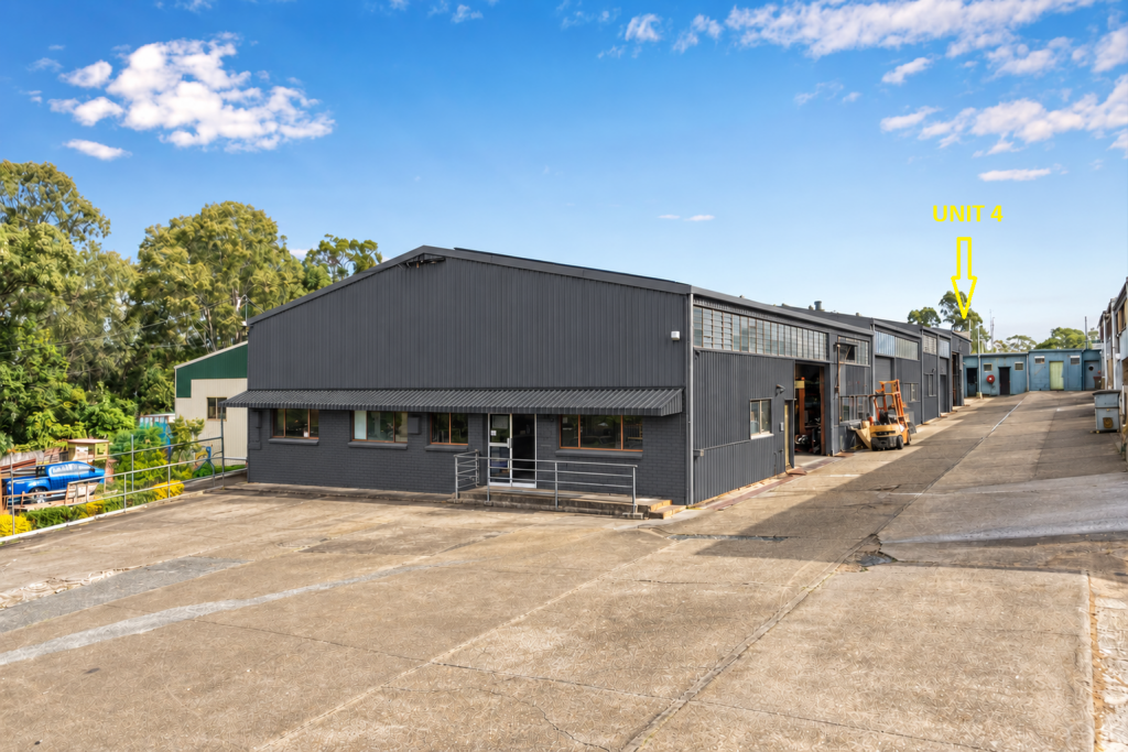 4/138 MEAKIN RD, KINGSTON, QLD 4114