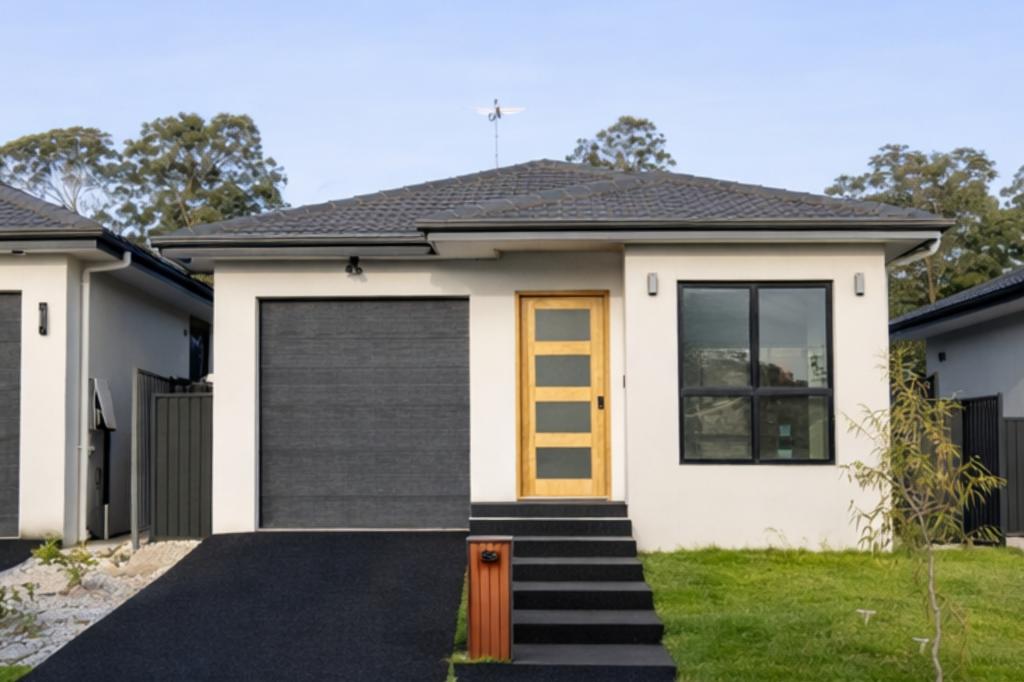 92 MUSTANG AVE, BOX HILL, NSW 2765