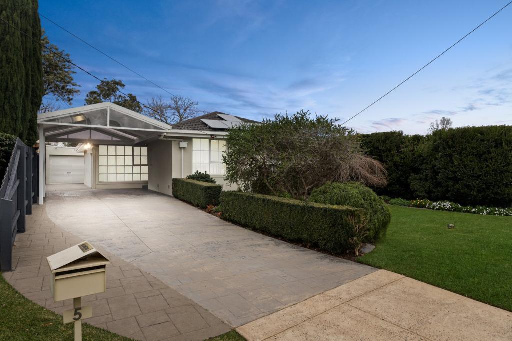 5 Westmore Dr, Heathmont, VIC 3135