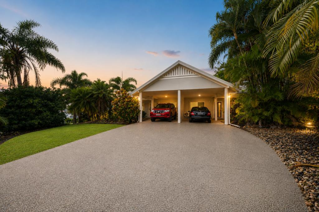 1&2/6 Duell Rd, Cannonvale, QLD 4802