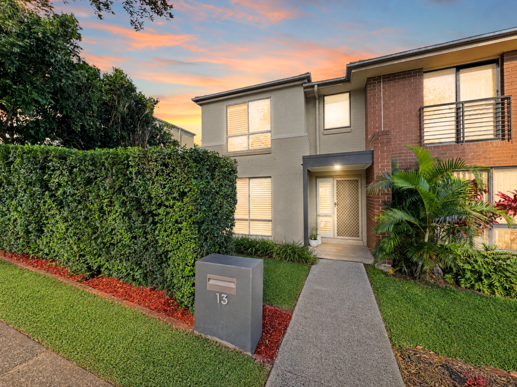 13 Lakewood Bvd, Flinders, NSW 2529