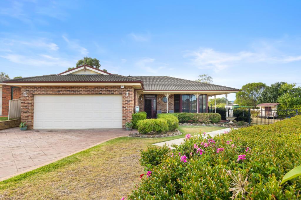 13 Beasley Cl, Largs, NSW 2320