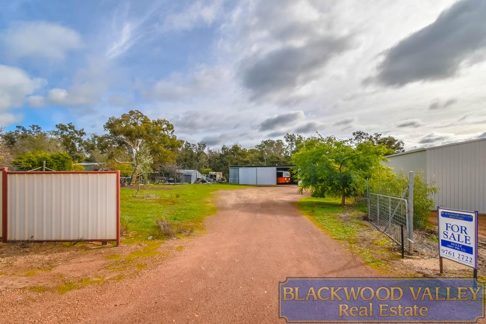 8 Bode St, Boyup Brook, WA 6244