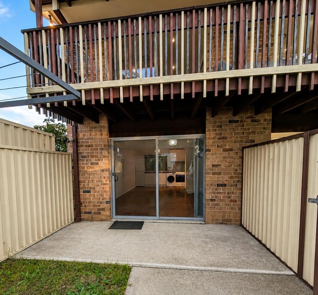 13A DEVENISH ST, GREENFIELD PARK, NSW 2176