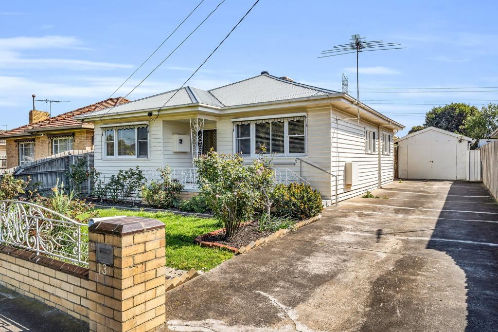 13 Estelle St, Sunshine West, VIC 3020