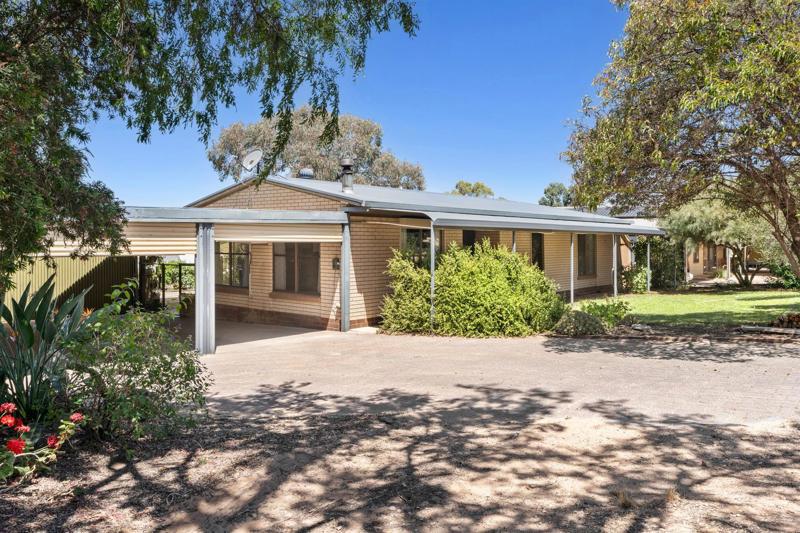 42 Powell St, Berri, SA 5343