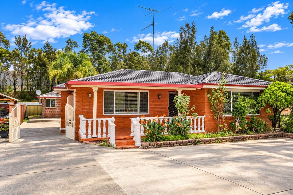 37 Elwood Cres, Quakers Hill, NSW 2763