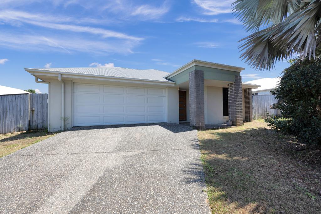 38 Newport Pde, Blacks Beach, QLD 4740