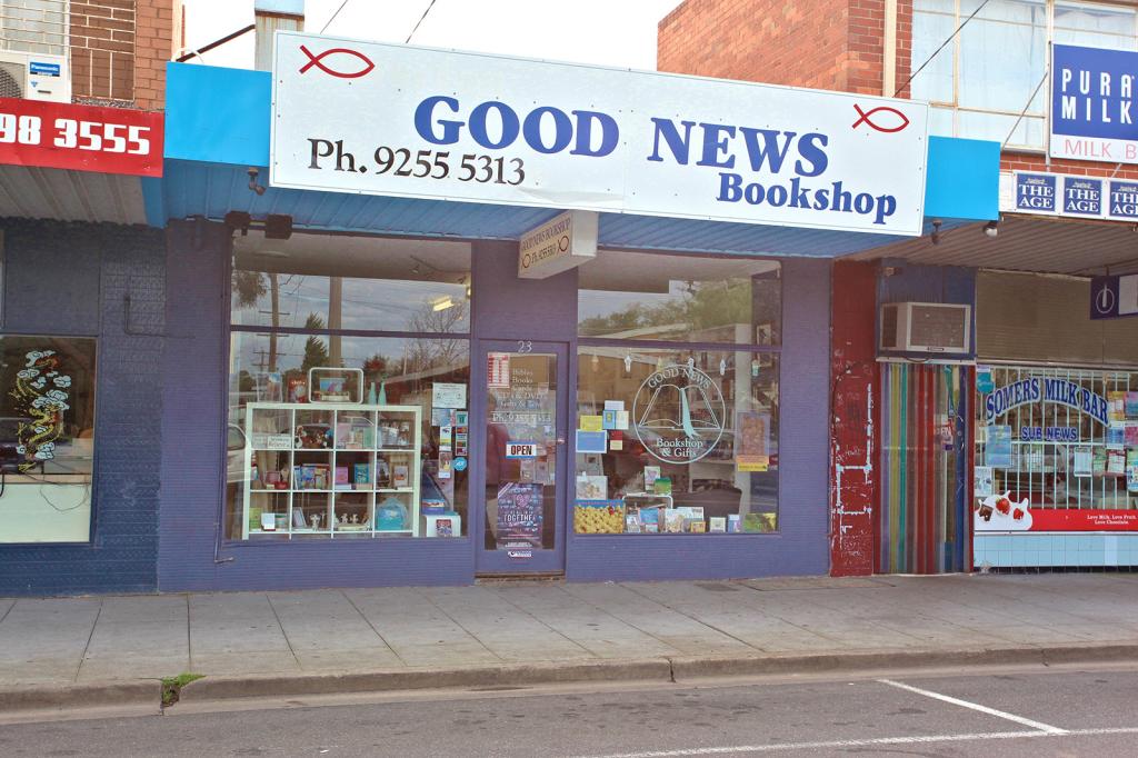 23 & 23a Somers Pde, Altona, VIC 3018