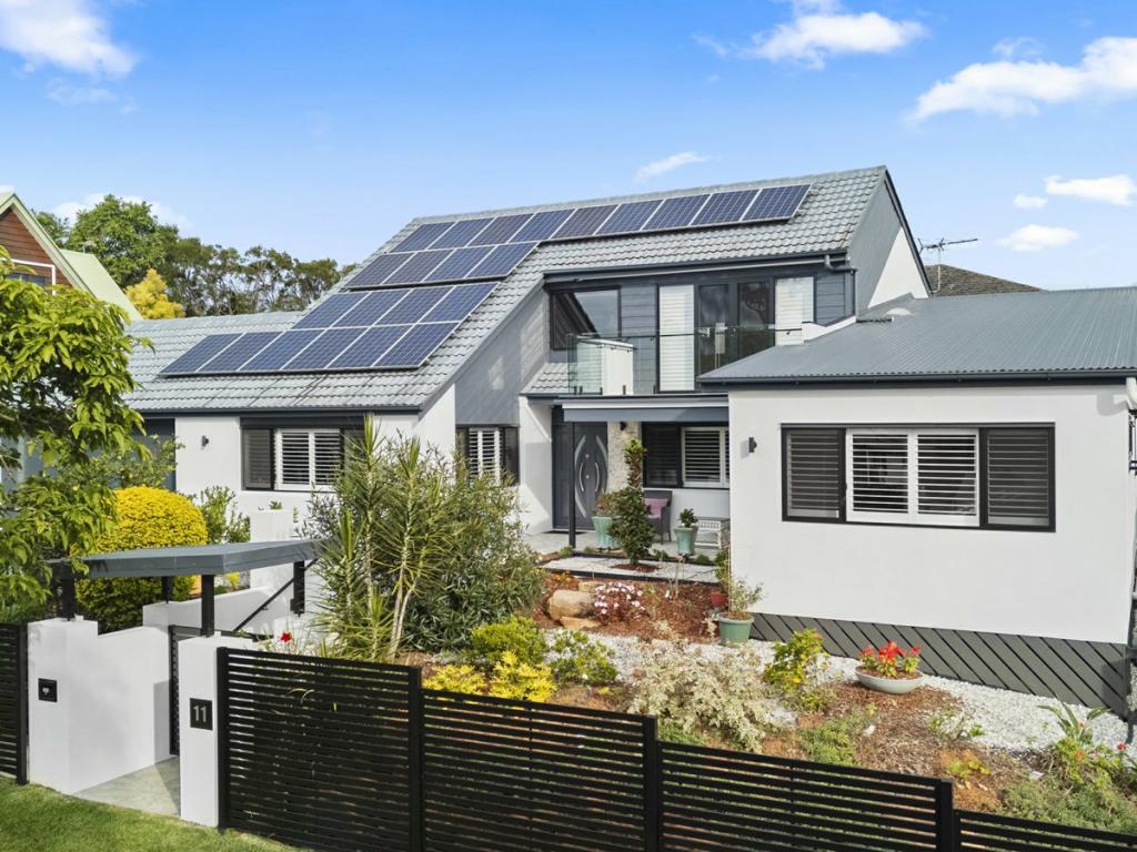 11 Kernow St, Robertson, QLD 4109