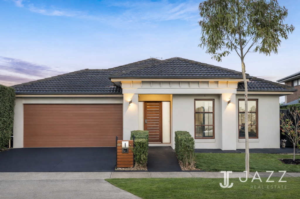 25 SOLITAIRE WAY, TARNEIT, VIC 3029