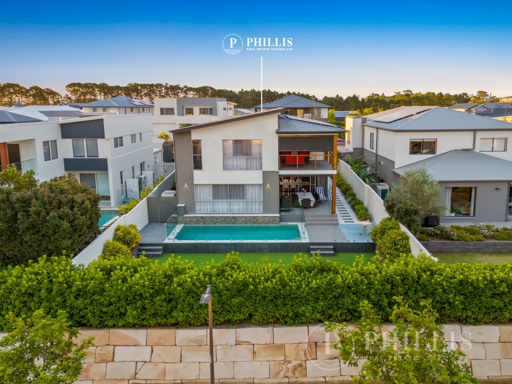 1898 Sunningdale Ct, Hope Island, QLD 4212