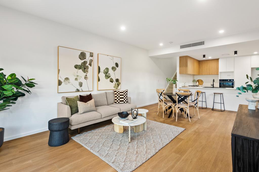 4 Angus St, Tullimbar, NSW 2527