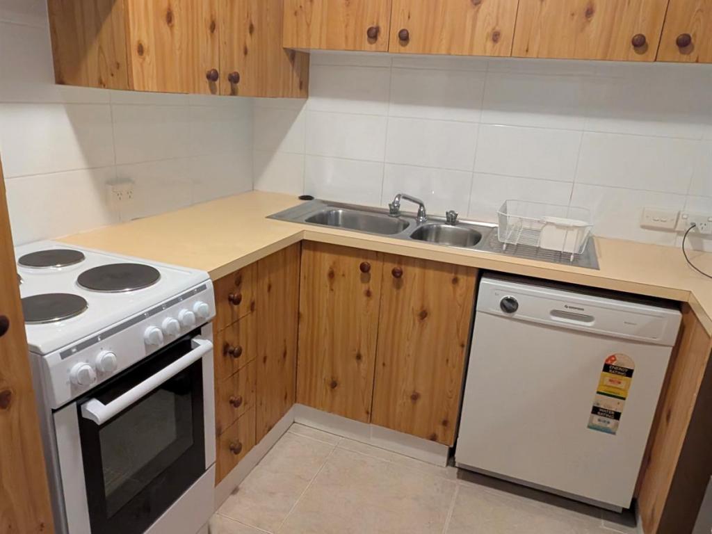 6/439 Severin St, Parramatta Park, QLD 4870