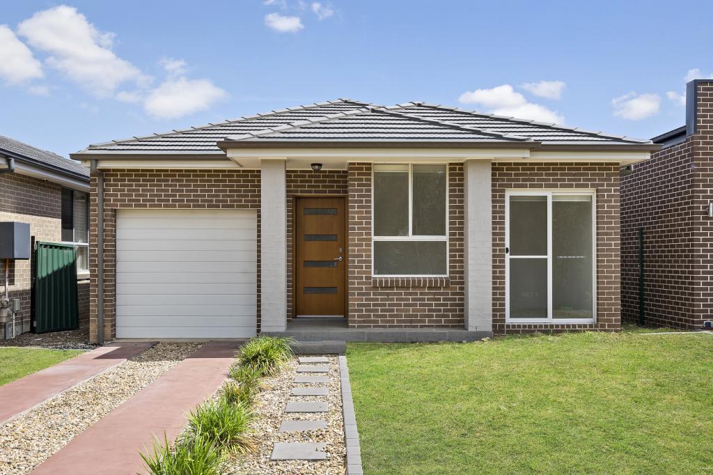 42 MATTHEW BELL WAY, JORDAN SPRINGS, NSW 2747