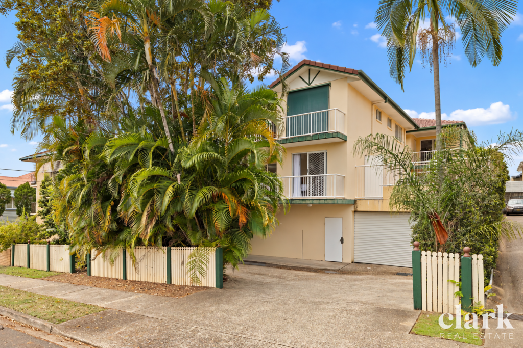 1/33 FRANZ RD, CLAYFIELD, QLD 4011
