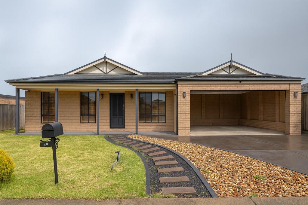 49 Pepperbush Cct, Cranbourne, VIC 3977