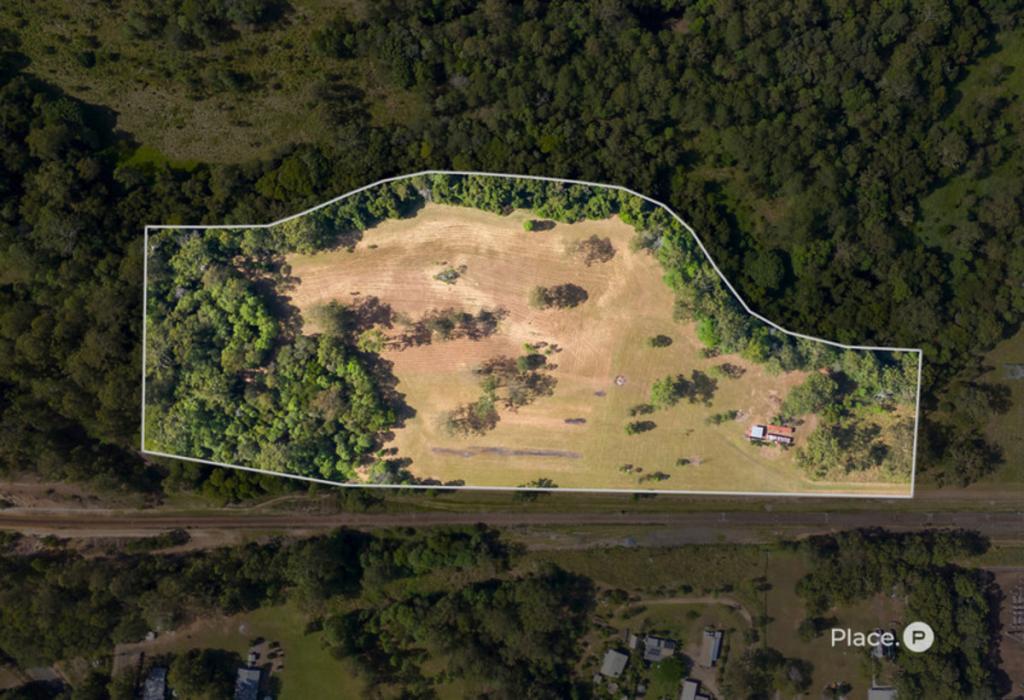 84 Howe Rd, Traveston, QLD 4570