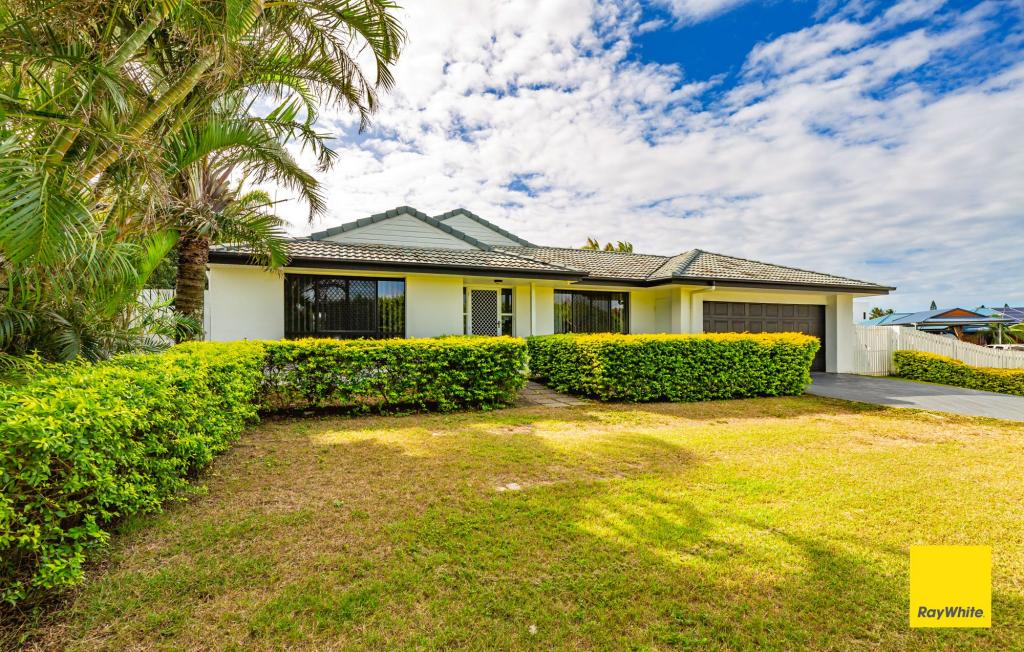 2 Bobby Pl, Coral Cove, QLD 4670