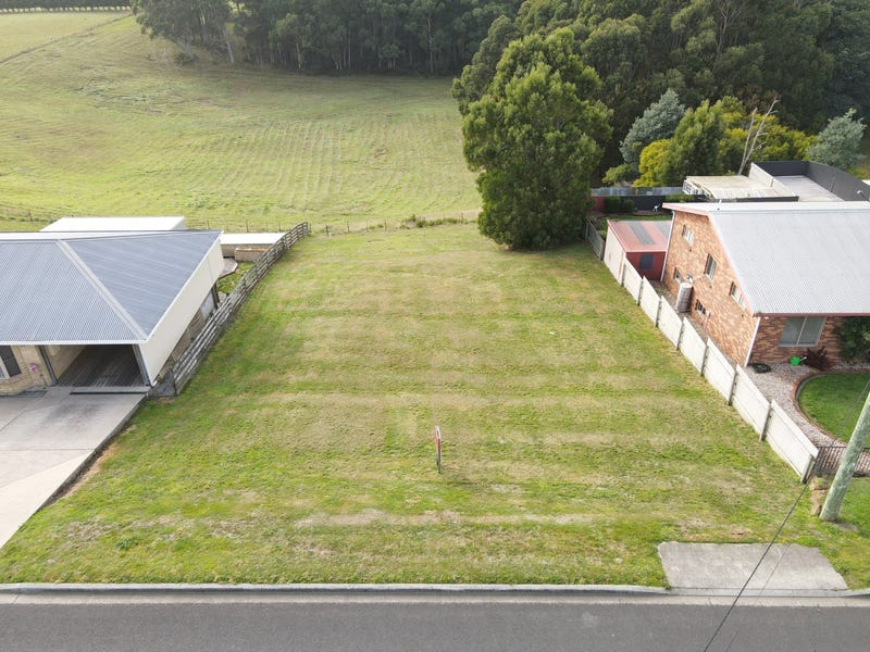 7 Sampson Ave, Smithton, TAS 7330