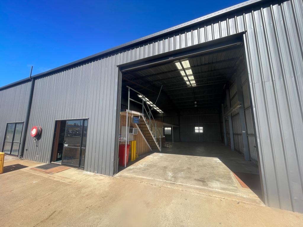 Tenancy 2/3-5 Hile Ct, Wilsonton, QLD 4350