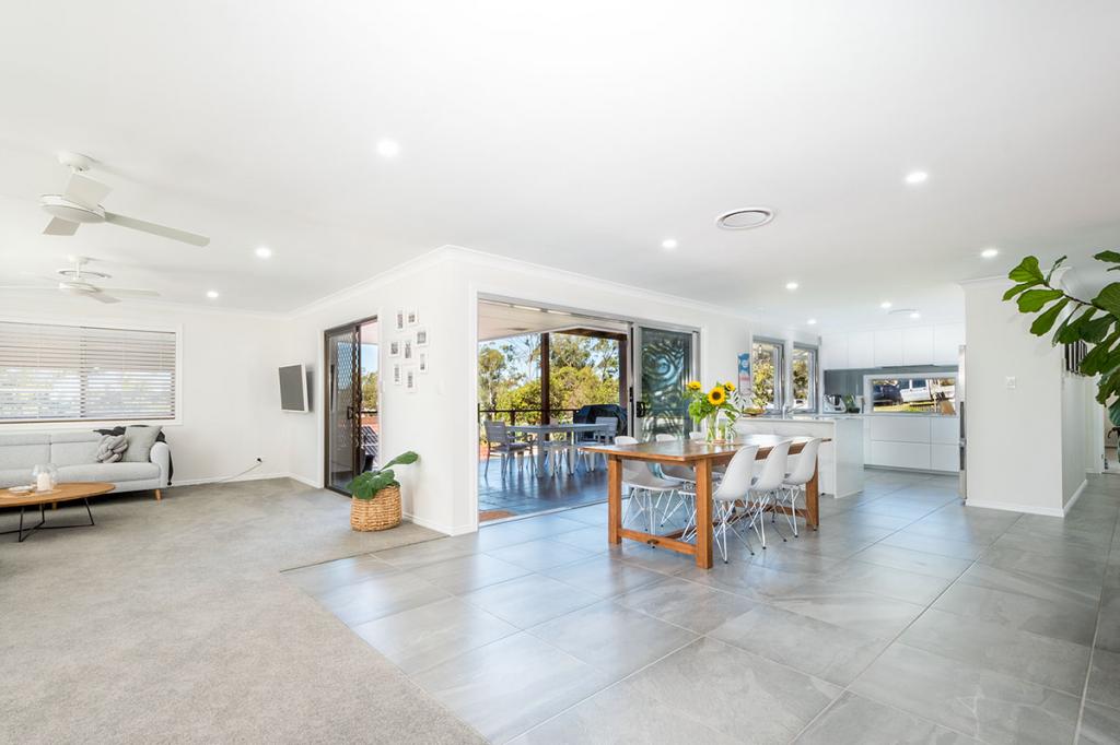 42 Parasol St, Ashmore, QLD 4214