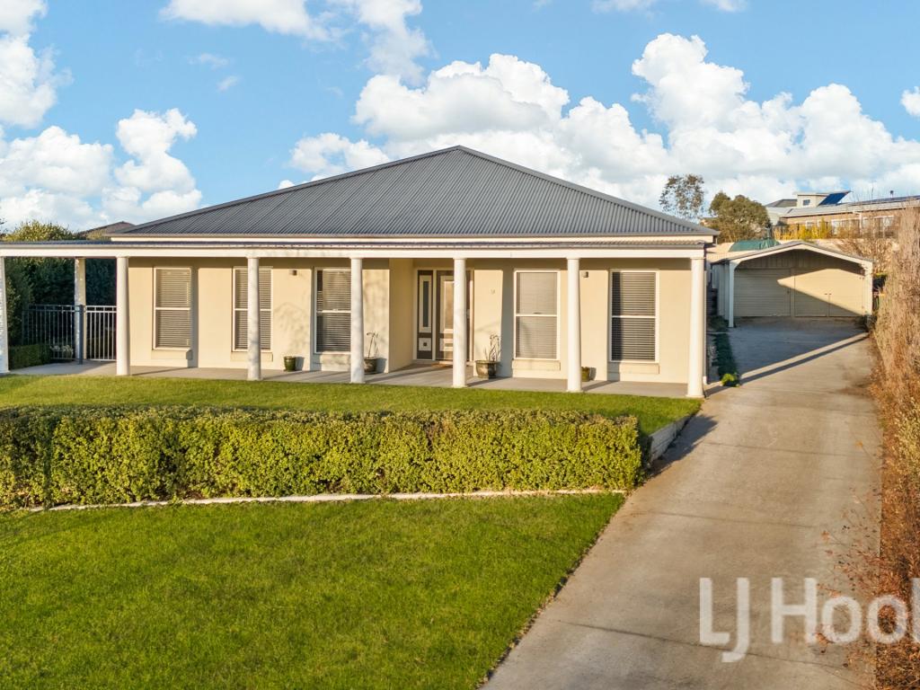 9 Blackwood Cl, Kelso, NSW 2795