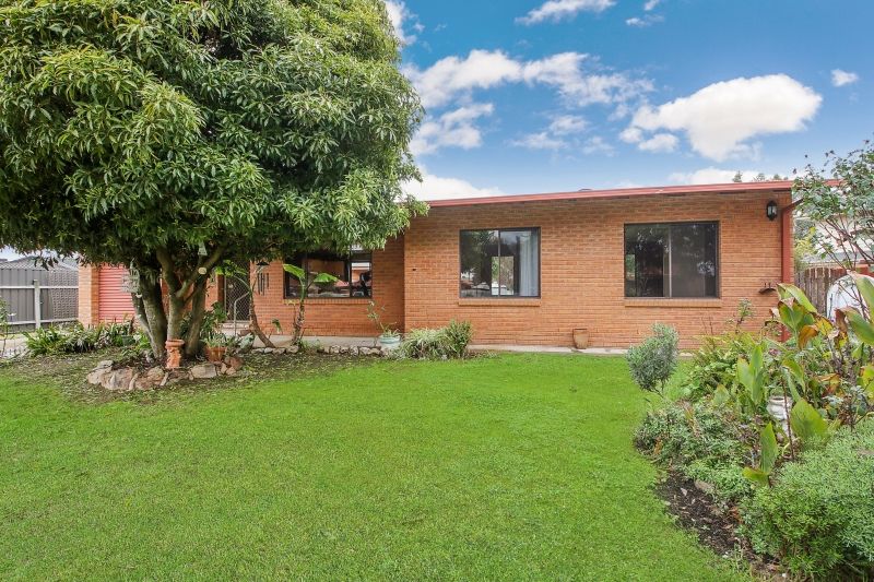 1/2 MCKIBBIN CT, WODONGA, VIC 3690