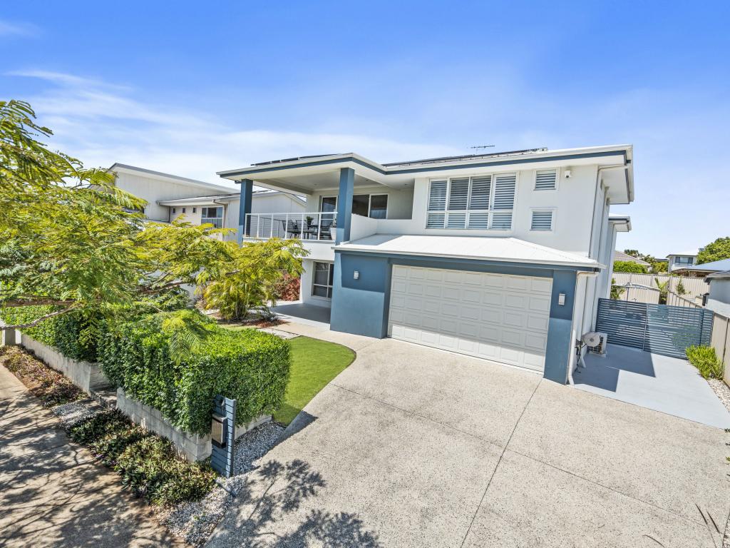 11 Douro Rd, Wellington Point, QLD 4160