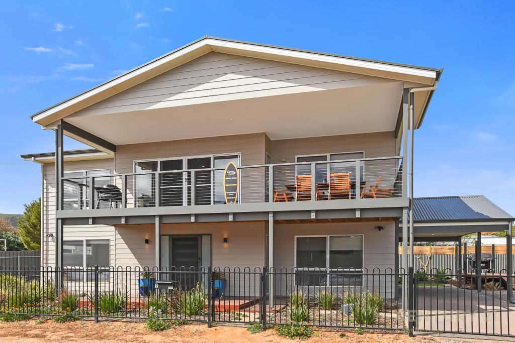 2 WELLINGTON AVE, SELLICKS BEACH, SA 5174