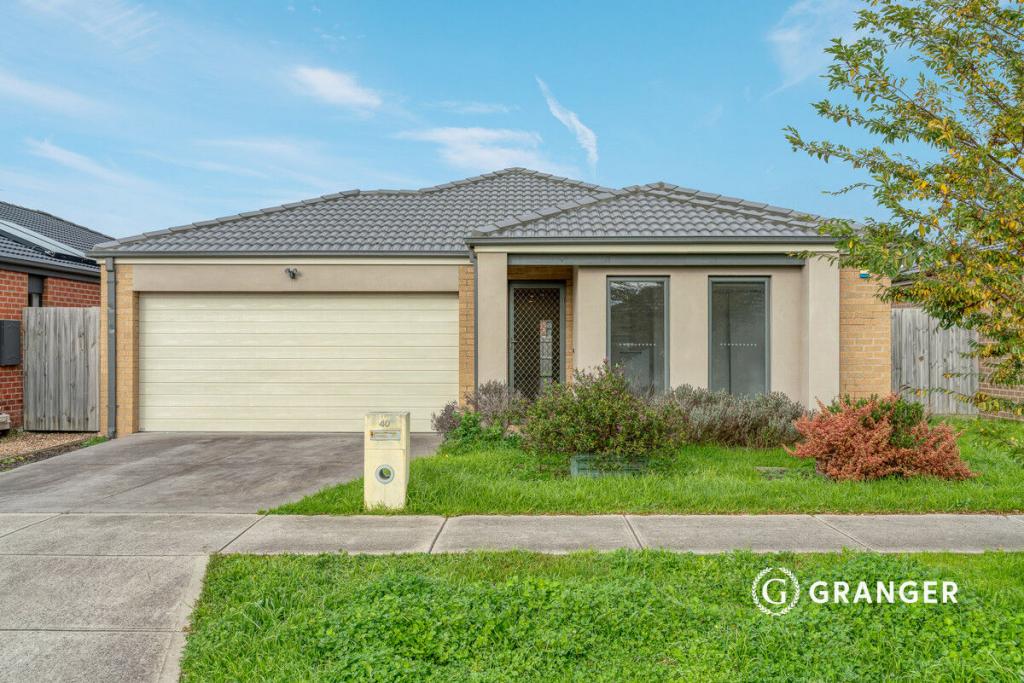 40 CHARLES ST, WALLAN, VIC 3756