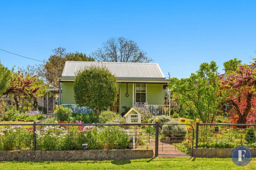 169 Thompson St, Cootamundra, NSW 2590