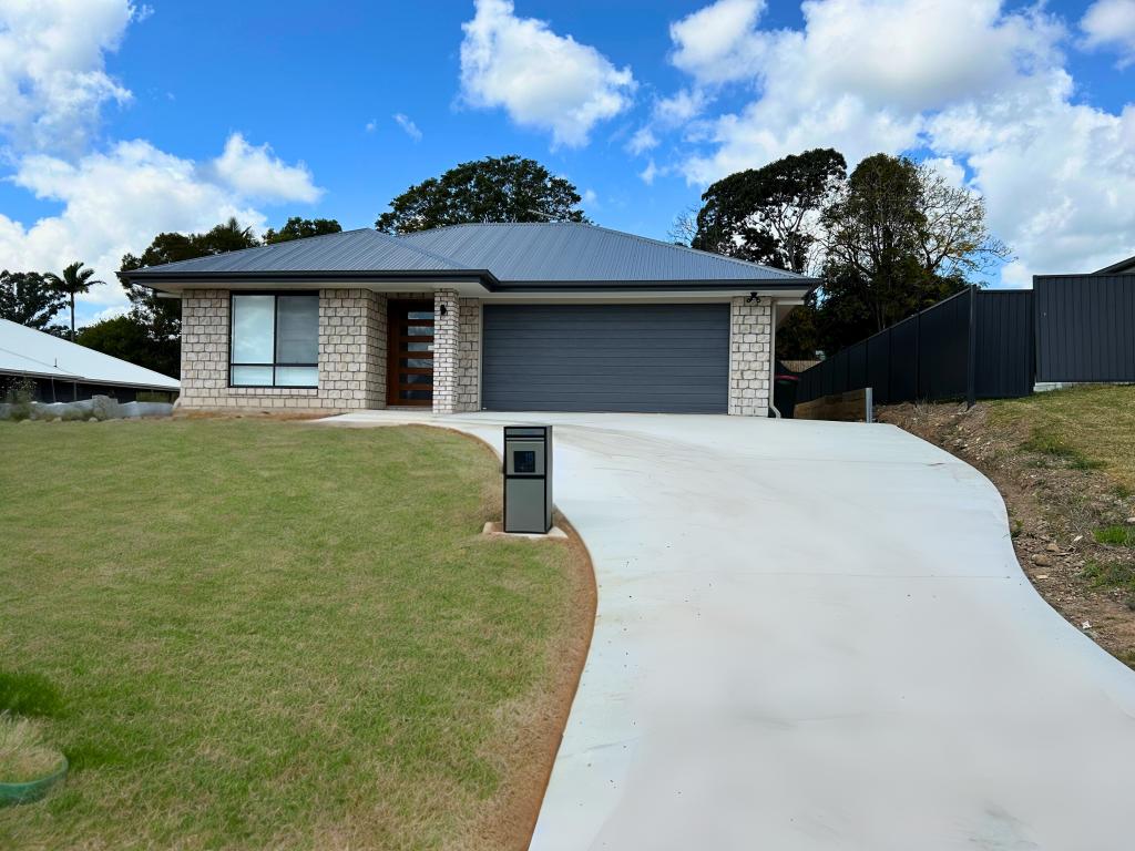 15 Brickfield Cres, Southside, QLD 4570